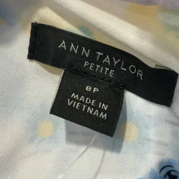 Ann Taylor Ruffle Sleeve Floral Dress Size 8 petite - Picture 4 of 5